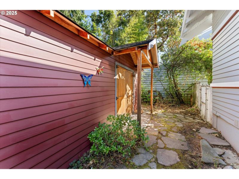 Shed