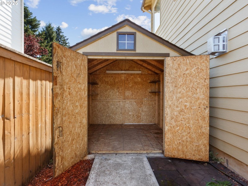 Shed