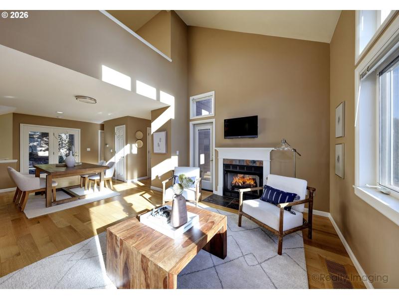 Living Room/Dining Room