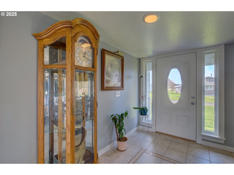Entrance/Foyer