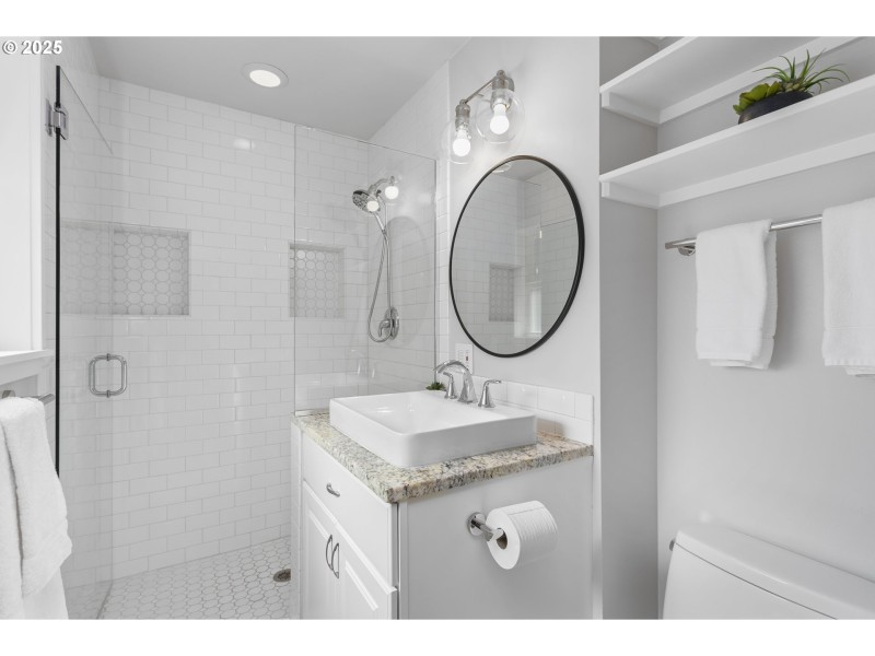 Owner's Suite Bathroom