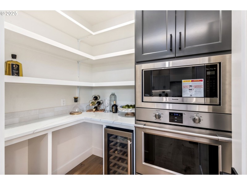 Butler's Pantry