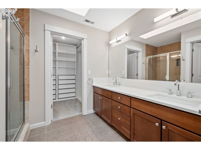 Bathroom, Attached