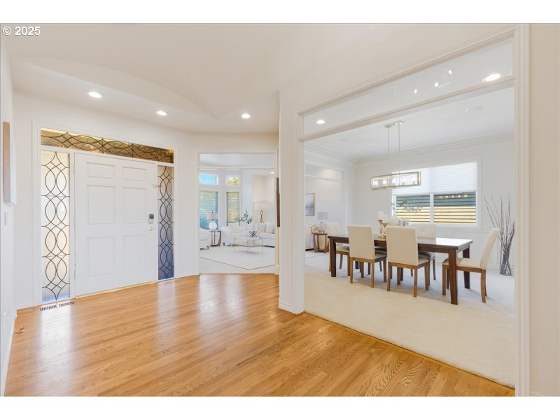 Entrance/Foyer