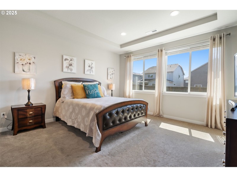 Bedroom, Primary