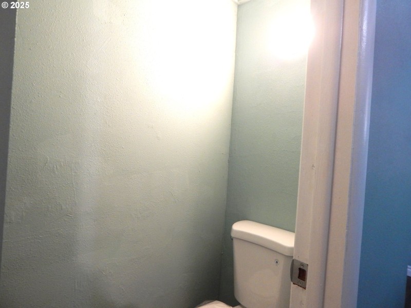Partial Bath