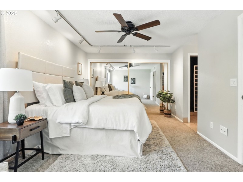 Bedroom, Owner's Suite