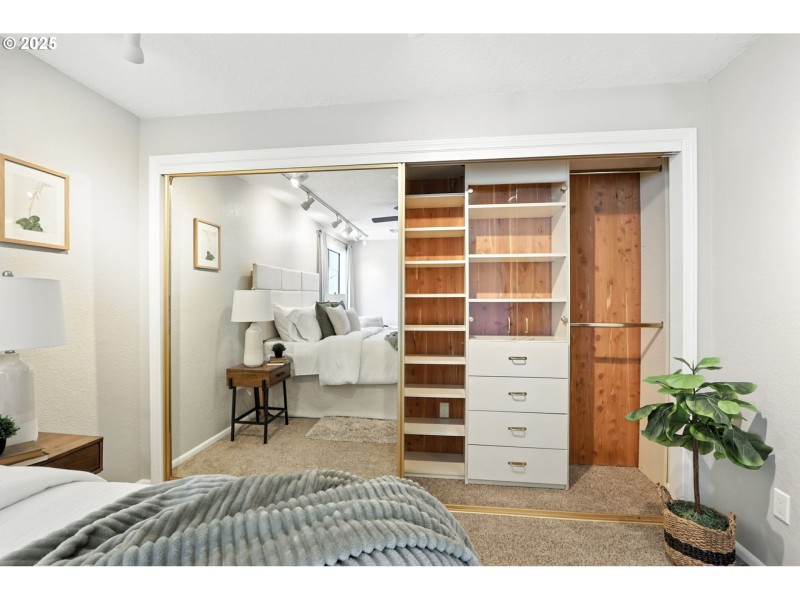 Bedroom, Owner's Suite