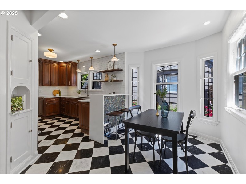 Kitchen/Nook