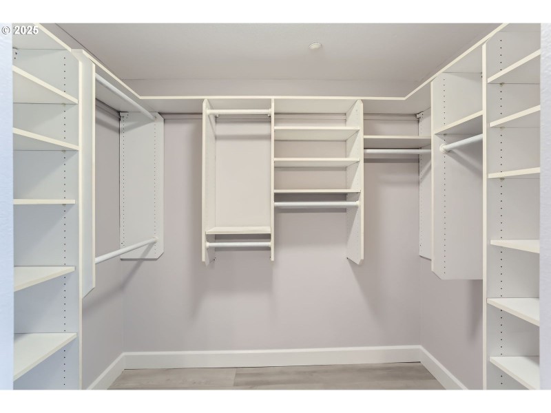 Bedroom, Primary