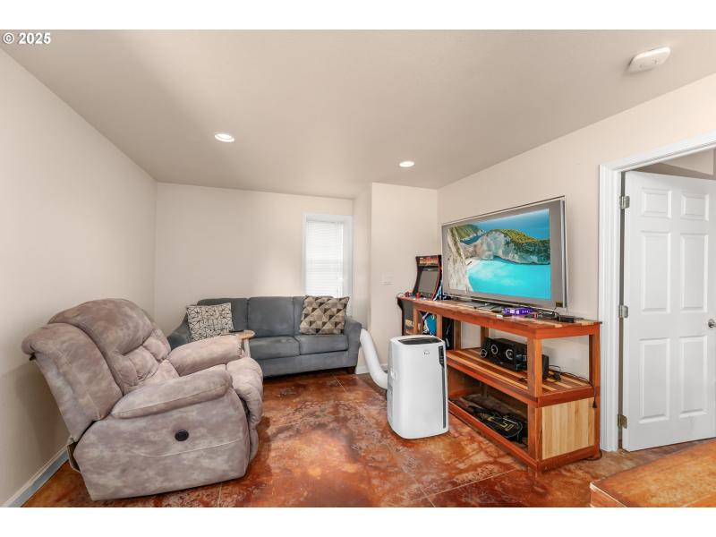 Guest Quarters