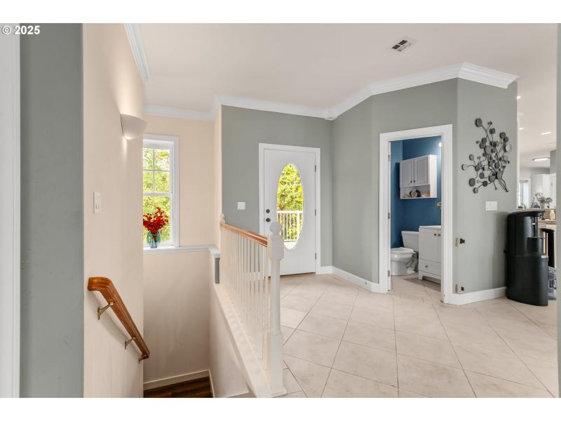 Entrance/Foyer