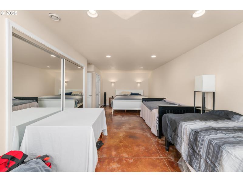 Guest Quarters