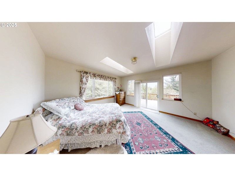 Bedroom, Owner's Suite
