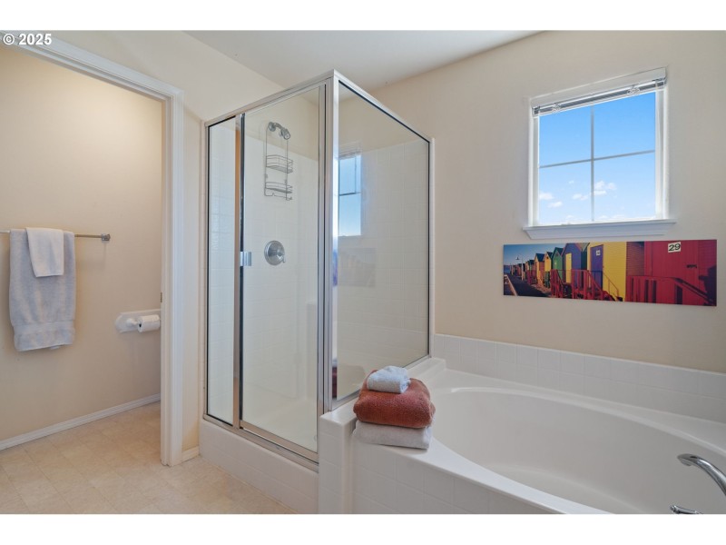 Owner's Suite Bathroom