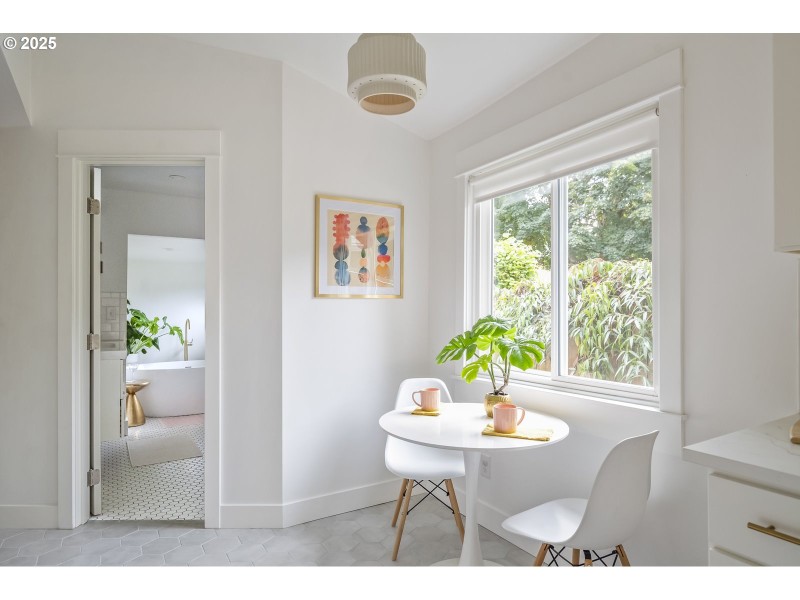 Kitchen/Nook