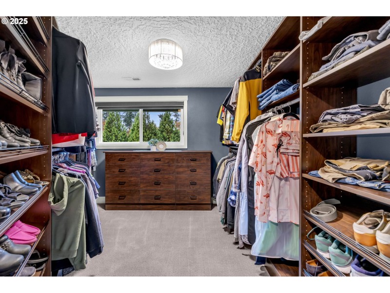 Bedroom, Owner's Suite