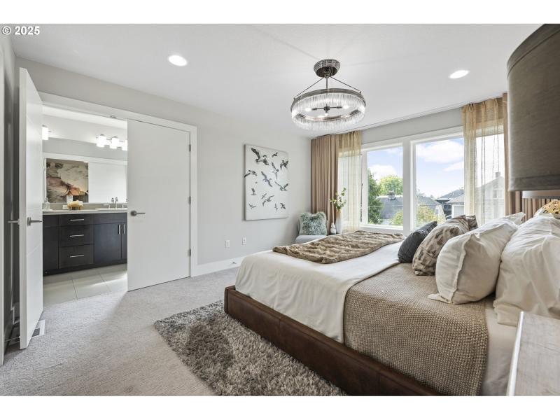 Bedroom, Owner's Suite