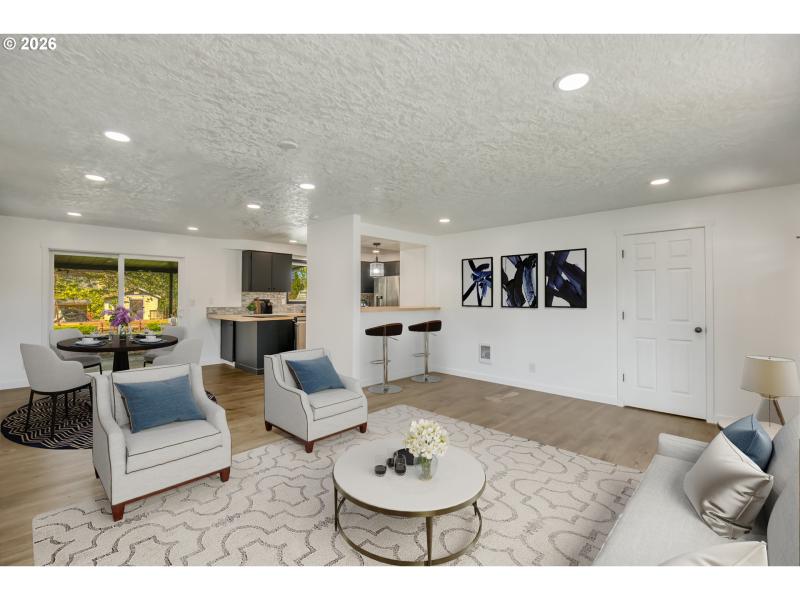 Living Room/Dining Room