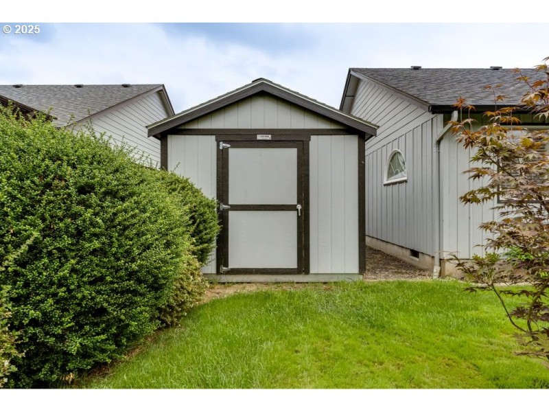 Shed