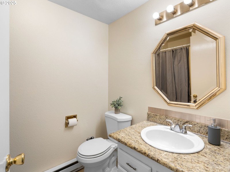 Owner's Suite Bathroom