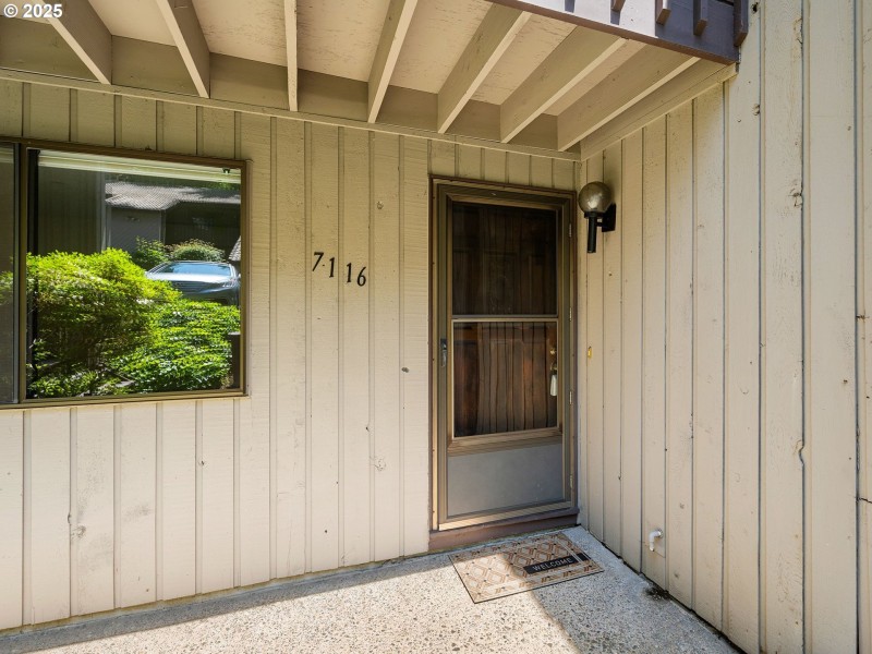 Entrance/Foyer