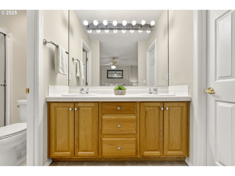 Owner's Suite Bathroom