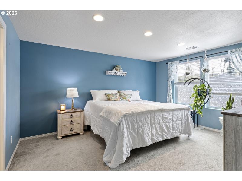 Bedroom, Owner's Suite