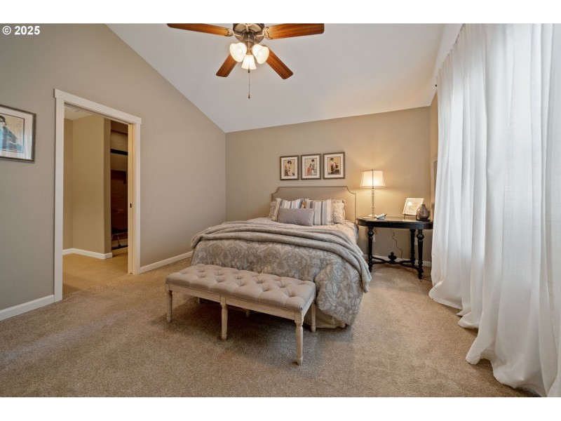 Bedroom, Primary