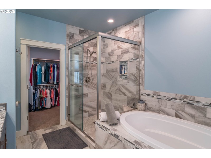 Bathroom, Attached