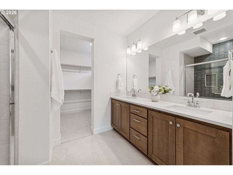 Owner's Suite Bathroom #2