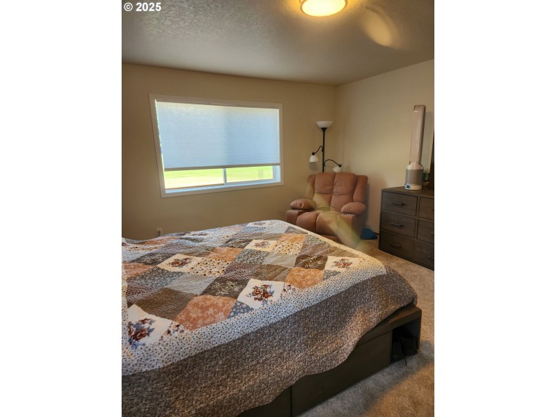 Bedroom, Primary