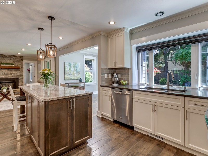 Kitchen/Family Room