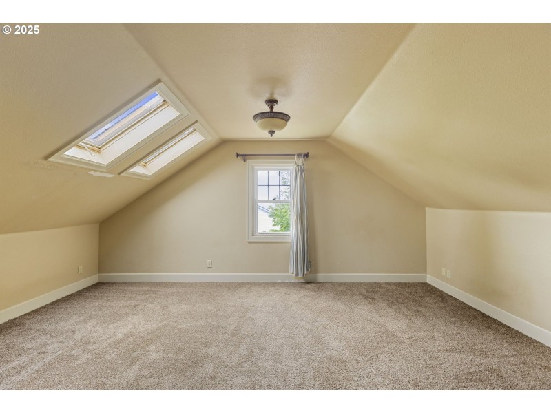 Bedroom, Owner's Suite