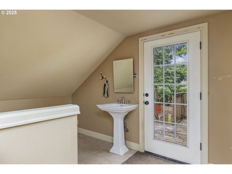 Bedroom, Owner's Suite