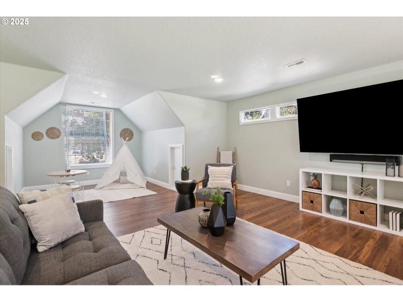 Bonus Room