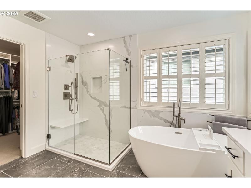 Bathroom, Attached