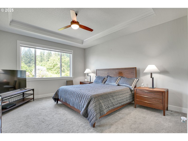 Bedroom, Primary