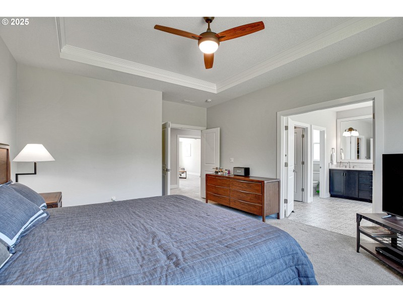 Bedroom, Owner's Suite
