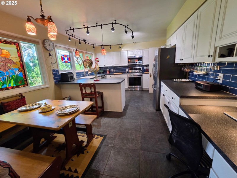 Kitchen/Nook