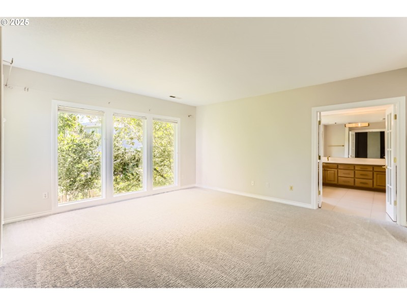 Bedroom, Owner's Suite