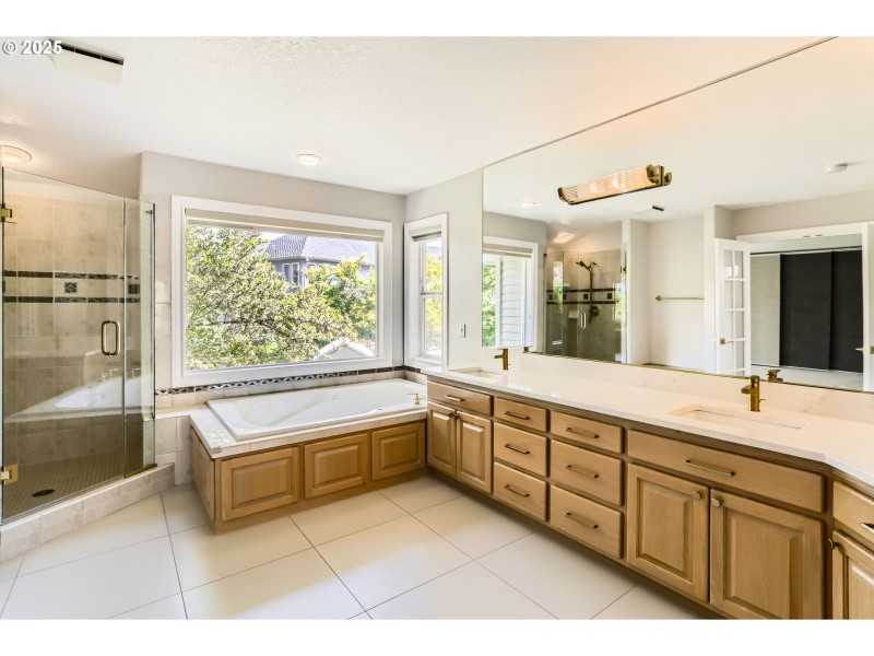 Bathroom, Attached