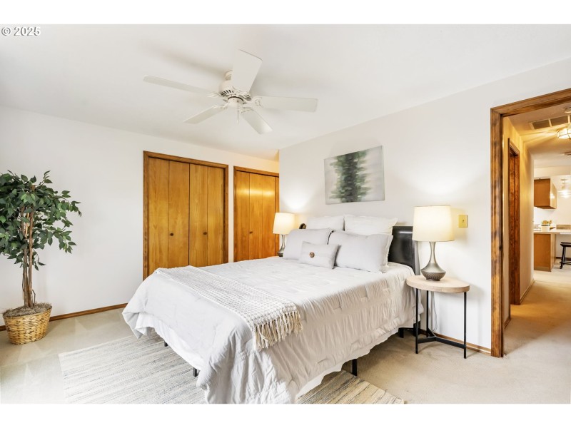 Bedroom, Owner's Suite