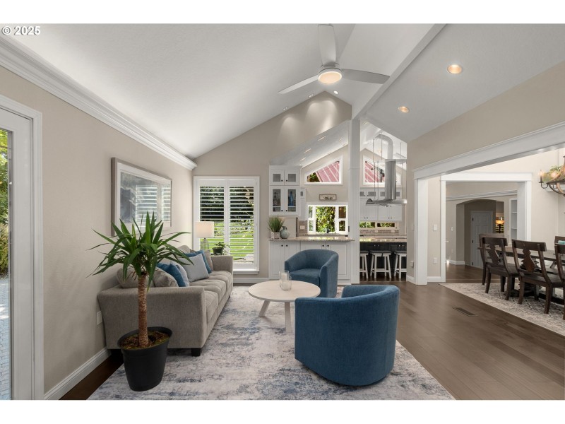 Living Room/Dining Room