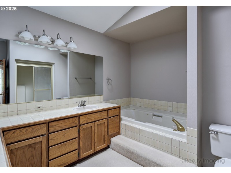 Owner's Suite Bathroom