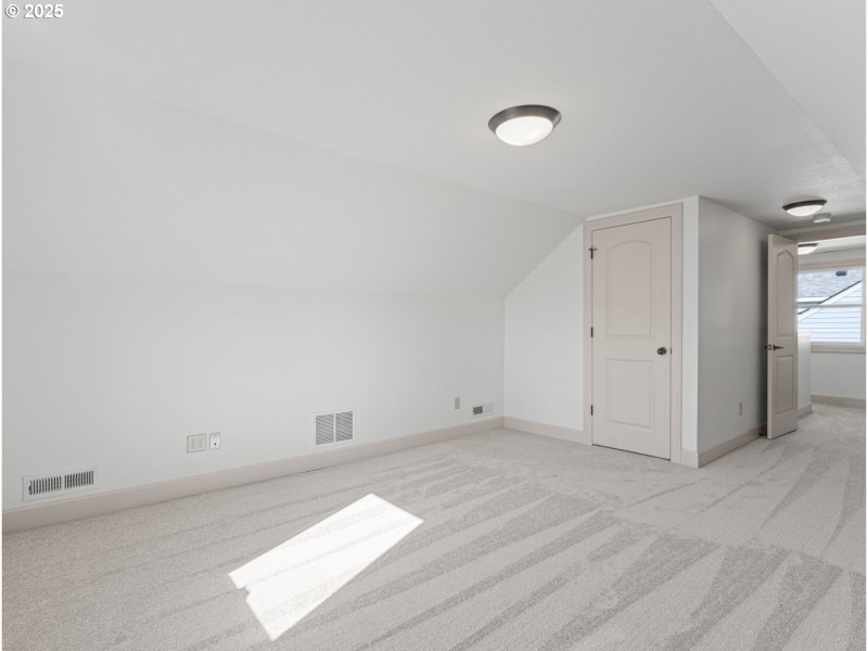 Bedroom, Primary