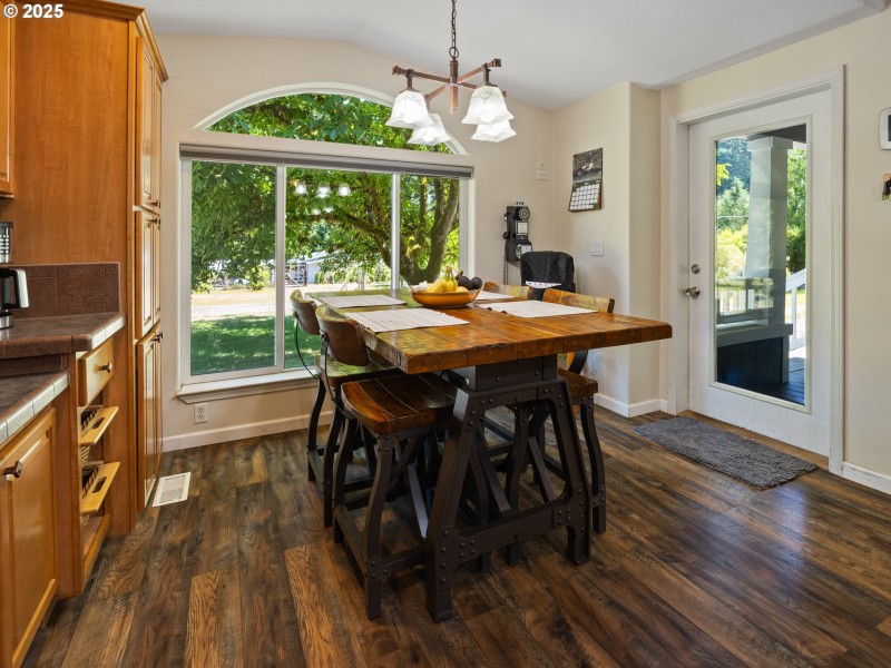 Kitchen/Nook