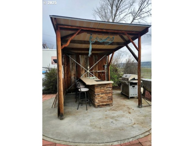 Wet Bar