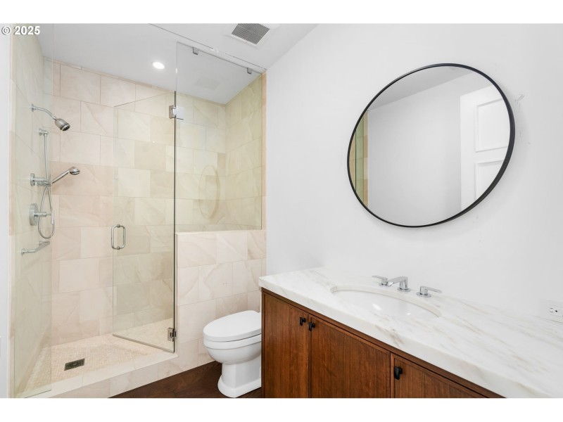 Bathroom, Attached