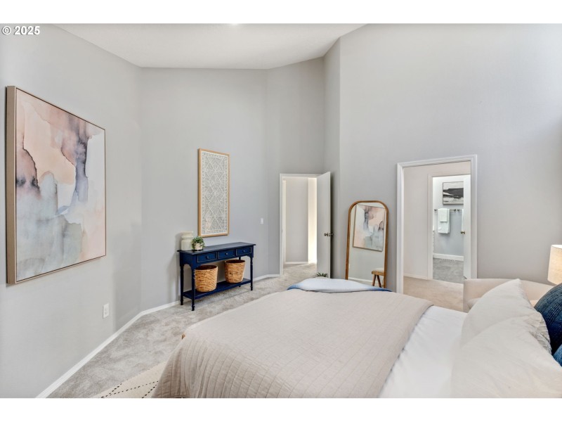 Bedroom, Owner's Suite
